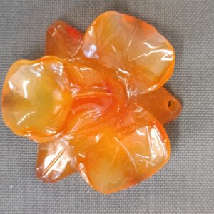 PENDENTIF FLEUR CORNALINE